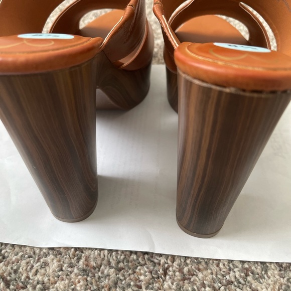 Jessica Simpson Tan Summer Wedge Sandals Size 8.5 - Picture 3 of 4